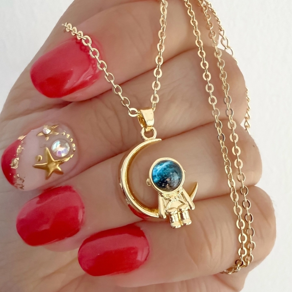 Gold Astronaut Pendant Necklace